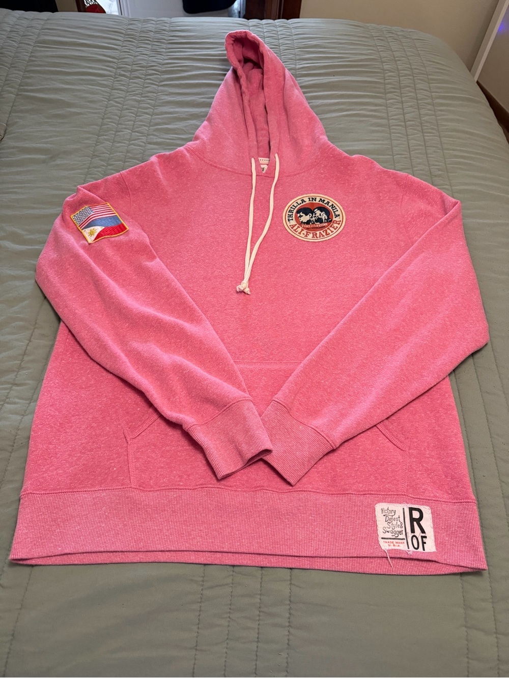 Roots of Fight “Thrilla in Manila” (Size Large, Worn Once)